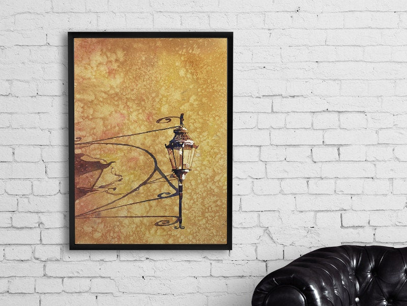 Watercolor of a Guanajuato alleyway at night with textured stone walls and glowing lanterns—perfect for interior designers and cityscape enthusiasts.